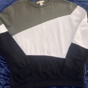 Crew neck sweater